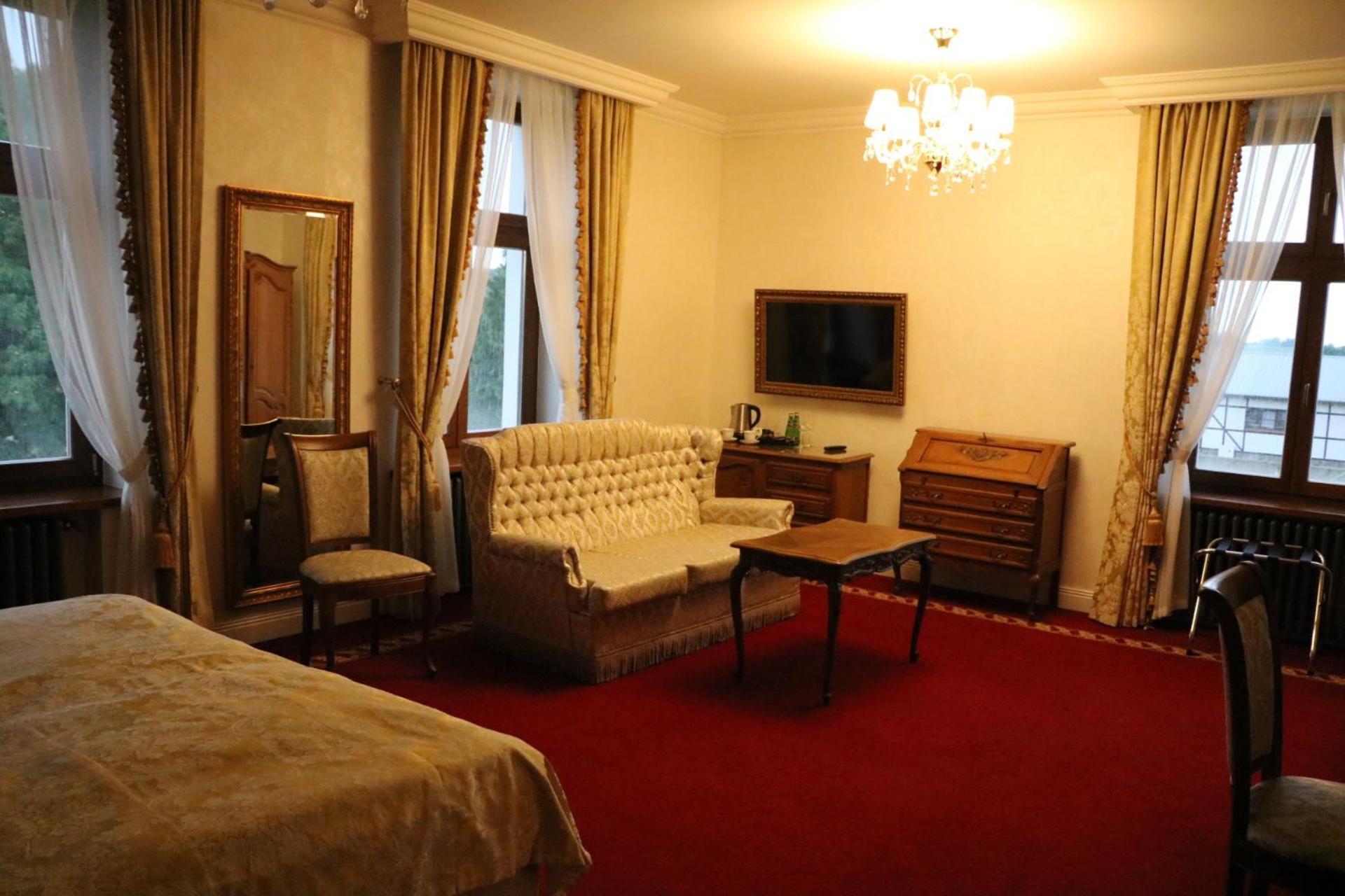 Palac Mortegi Hotel & Spa- Restauracja Szlachecka, Spa, Basen, Sauny, Jazda Konna, Mini Zoo- Luksus, Relaks I Przyroda W Jednym! Lubawa Oda fotoğraf